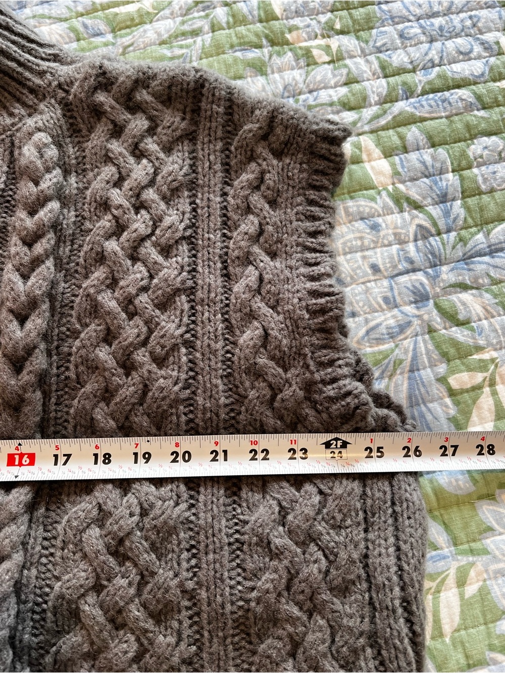 Zara Charcoal Cable Knit Artisan Sweater Vest Fringe Boho Cottagecore SZ Medium - Picture 14 of 15